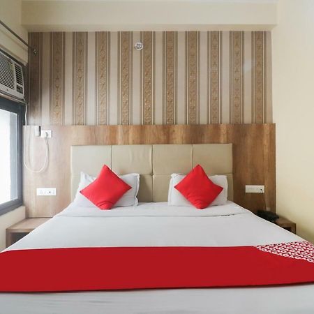 Oyo 48974 Hotel Shweta Residency 瓦拉纳西 外观 照片
